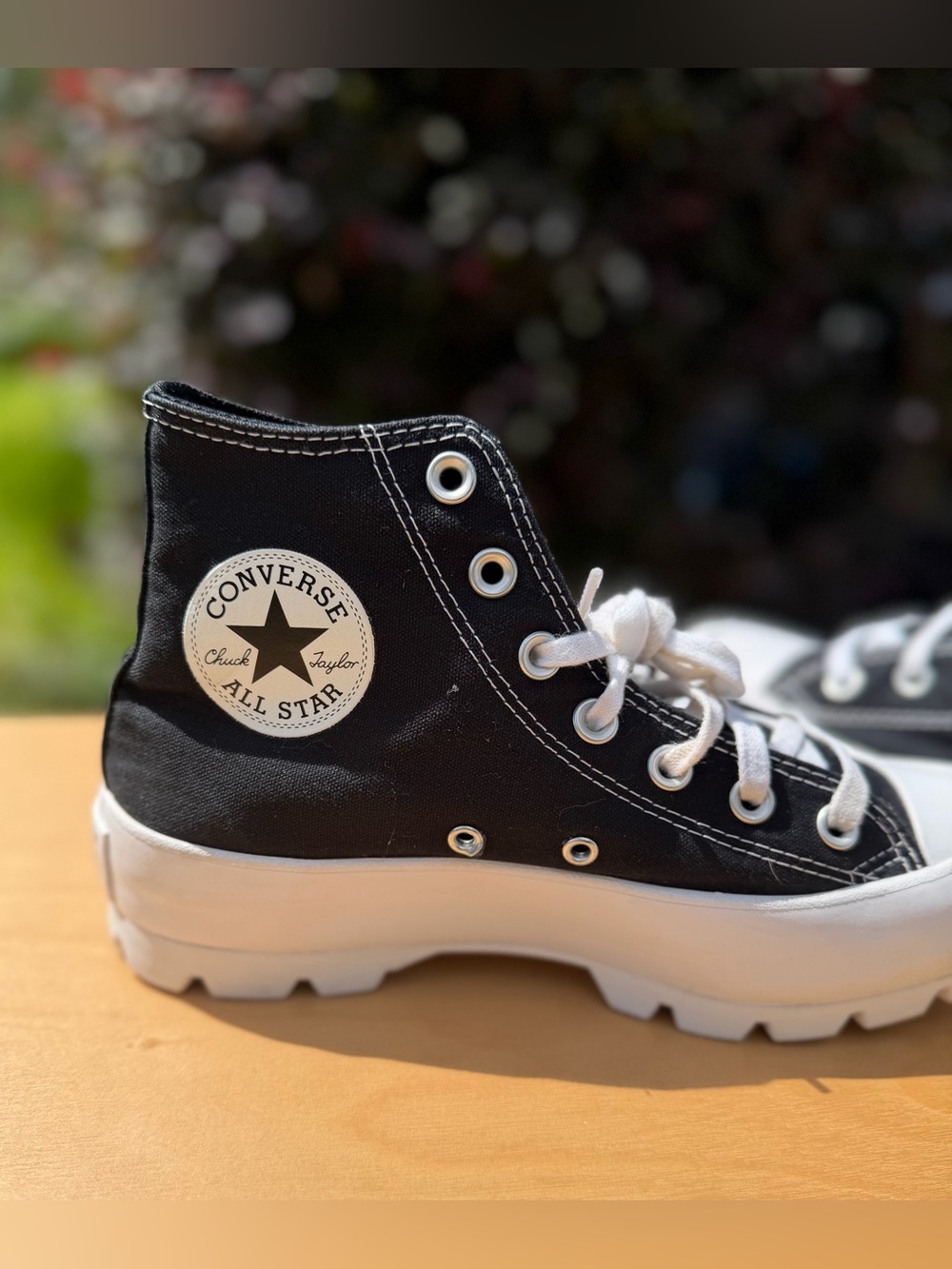 Converse Chuck Taylor All Star Lugged High Top Platform Sneakers Black White 8 - Picture 12 of 12